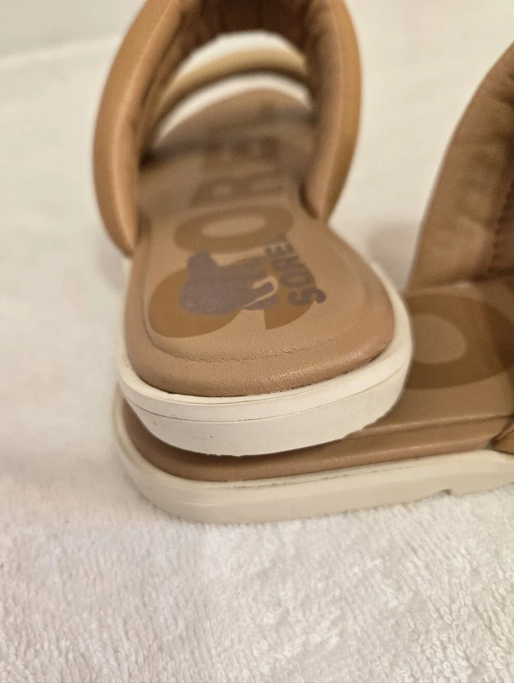 Sorel Viibe Twist Slide Sandals Women's Size 8.5 Tan Beige Puffy Straps Comfort